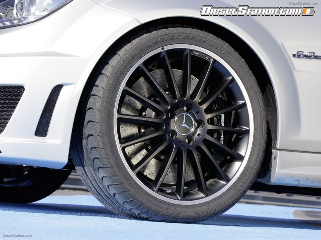 Mercedes C63 AMG DTM Safety Car 2011 Picture #3 Mercedes C63 AMG DTM Safety Car 2011 Picture #3