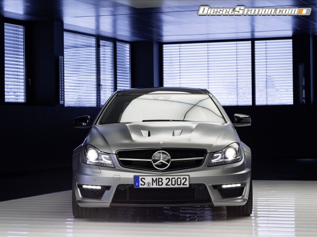Mercedes C63 AMG Edition 507 2014 Picture #36 Mercedes C63 AMG Edition 507 2014 Picture #36