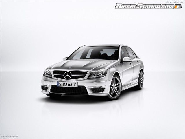 Mercedes C63 AMG Sedan 2012 Picture #12 Mercedes C63 AMG Sedan 2012 Picture #12