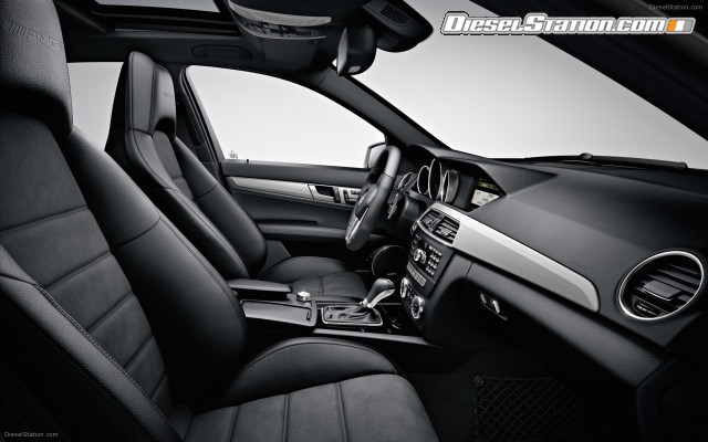Mercedes C63 AMG Sedan 2012 Widescreen Picture #32 Mercedes C63 AMG Sedan 2012 Widescreen Picture #32