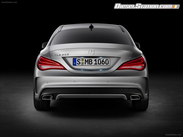 Mercedes CLA250 Edition 1 2014 Picture #0 Mercedes CLA250 Edition 1 2014 Picture #0