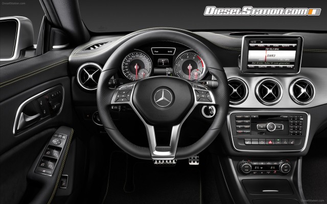 Mercedes CLA250 Edition 1 2014 Widescreen Picture #40 Mercedes CLA250 Edition 1 2014 Widescreen Picture #40