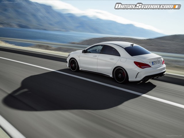 Mercedes CLA45 AMG 2014 Picture #1 Mercedes CLA45 AMG 2014 Picture #1