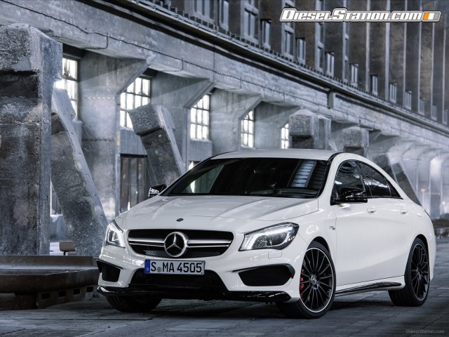 Mercedes CLA45 AMG 2014 Picture #17 Mercedes CLA45 AMG 2014 Picture #17