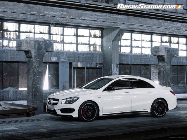Mercedes CLA45 AMG 2014 Picture #8 Mercedes CLA45 AMG 2014 Picture #8