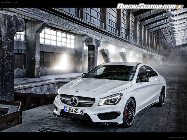 Mercedes CLA45 AMG 2014 Picture #9 Mercedes CLA45 AMG 2014 Picture #9