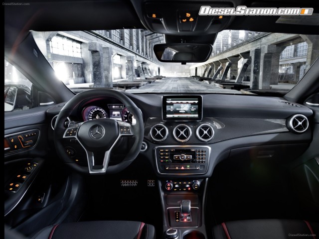 Mercedes CLA45 AMG 2014 Picture #15 Mercedes CLA45 AMG 2014 Picture #15