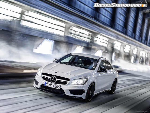 Mercedes CLA45 AMG 2014 Picture #18 Mercedes CLA45 AMG 2014 Picture #18