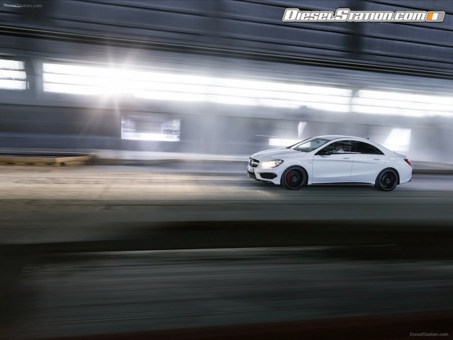 Mercedes CLA45 AMG 2014 Picture #23 Mercedes CLA45 AMG 2014 Picture #23