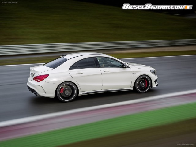 Mercedes CLA45 AMG 2014 Picture #12 Mercedes CLA45 AMG 2014 Picture #12