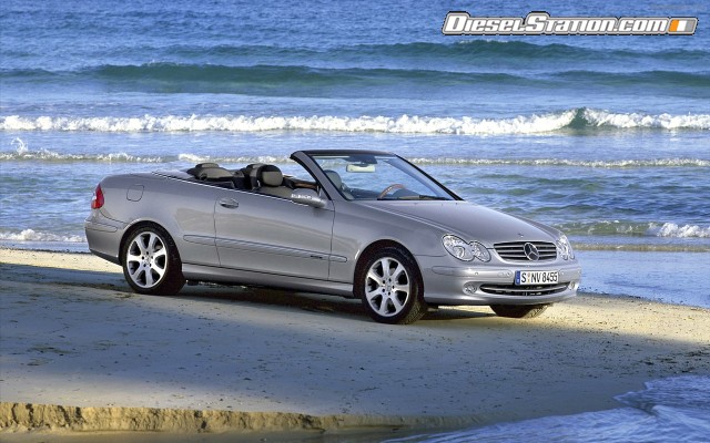 Mercedes CLK CLASS CABRIOLET 2003 Widescreen Picture #2 Mercedes CLK CLASS CABRIOLET 2003 Widescreen Picture #2