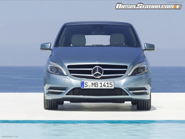 Mercedes Compact sports tourer the new B Class 2012 Picture #18 Mercedes Compact sports tourer the new B Class 2012 Picture #18