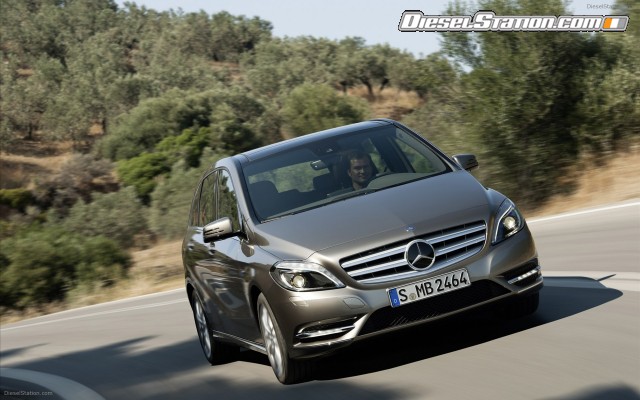 Mercedes Compact sports tourer the new B Class 2012 Widescreen Picture #0 Mercedes Compact sports tourer the new B Class 2012 Widescreen Picture #0