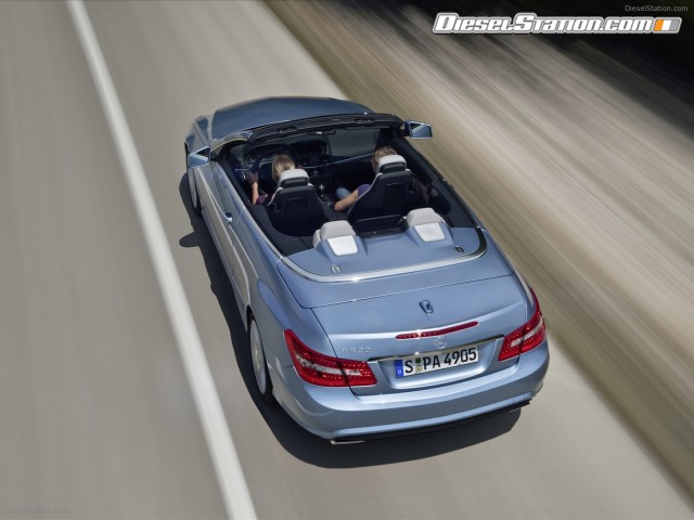 Mercedes E Class Cabriolet 2011 Picture #4 Mercedes E Class Cabriolet 2011 Picture #4