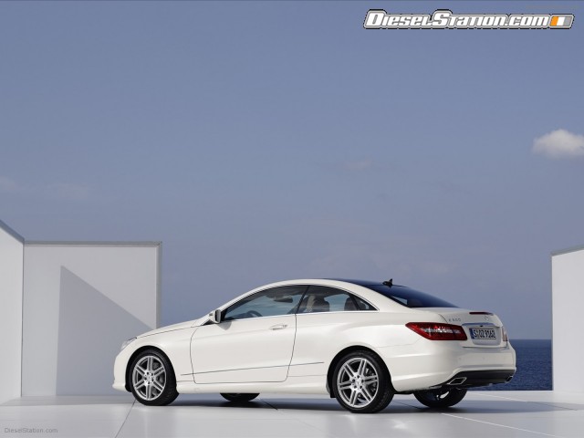 Mercedes E Klasse Coupe 2011 Picture #27 Mercedes E Klasse Coupe 2011 Picture #27