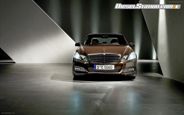 Mercedes E Klasse Coupe 2011 Widescreen Picture #18 Mercedes E Klasse Coupe 2011 Widescreen Picture #18