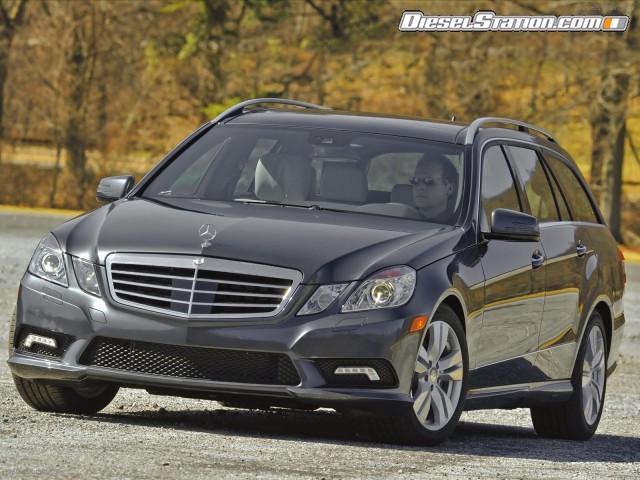 Mercedes E350 4MATIC Wagon 2011 Picture #44 Mercedes E350 4MATIC Wagon 2011 Picture #44