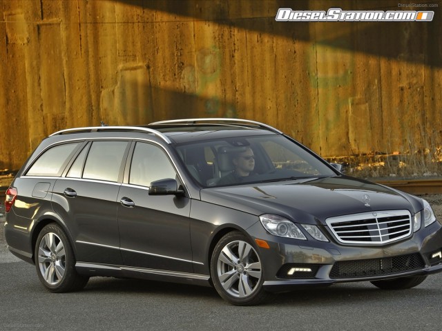 Mercedes E350 4MATIC Wagon 2011 Picture #43 Mercedes E350 4MATIC Wagon 2011 Picture #43