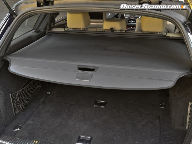 Mercedes E350 4MATIC Wagon 2011 Picture #17 Mercedes E350 4MATIC Wagon 2011 Picture #17