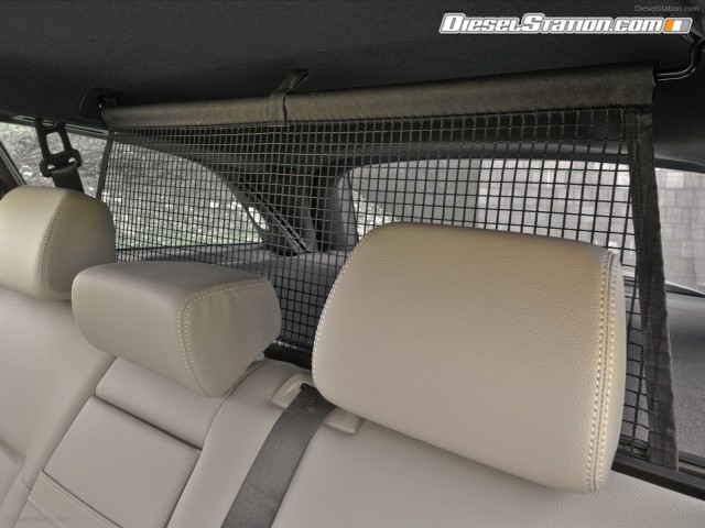 Mercedes E350 4MATIC Wagon 2011 Picture #18 Mercedes E350 4MATIC Wagon 2011 Picture #18