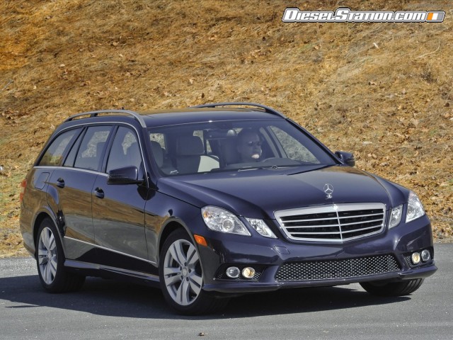 Mercedes E350 4MATIC Wagon 2011 Picture #12 Mercedes E350 4MATIC Wagon 2011 Picture #12