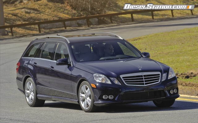Mercedes E350 4MATIC Wagon 2011 Widescreen Picture #33 Mercedes E350 4MATIC Wagon 2011 Widescreen Picture #33