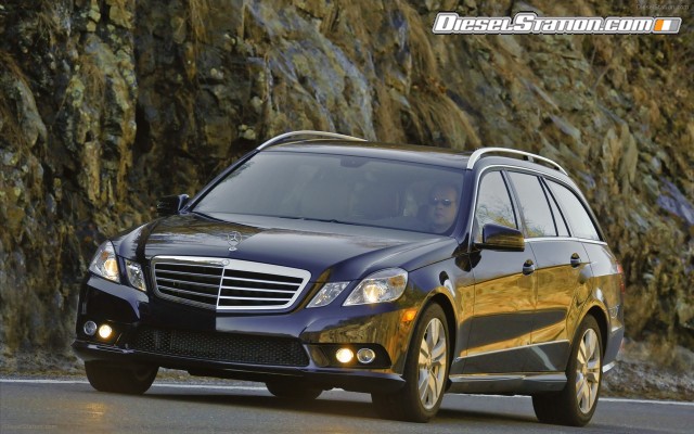 Mercedes E350 4MATIC Wagon 2011 Widescreen Picture #16 Mercedes E350 4MATIC Wagon 2011 Widescreen Picture #16