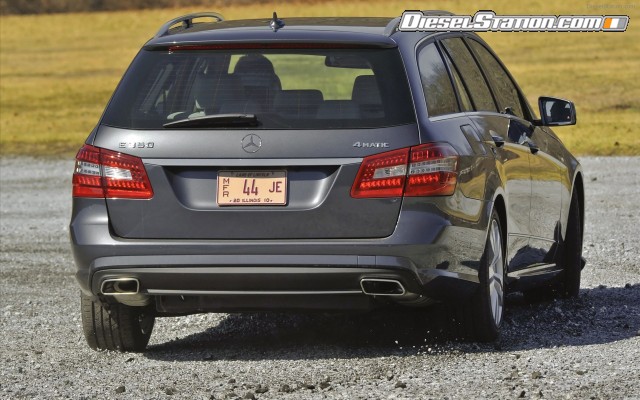 Mercedes E350 4MATIC Wagon 2011 Widescreen Picture #19 Mercedes E350 4MATIC Wagon 2011 Widescreen Picture #19