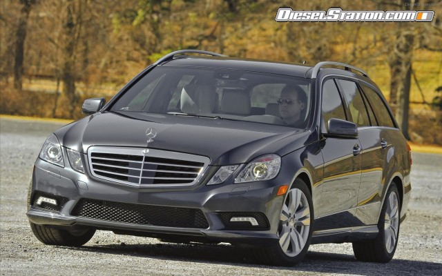 Mercedes E350 4MATIC Wagon 2011 Widescreen Picture #22 Mercedes E350 4MATIC Wagon 2011 Widescreen Picture #22
