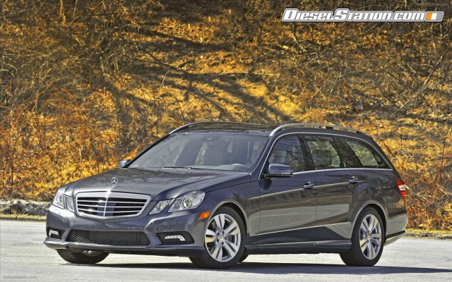 Mercedes E350 4MATIC Wagon 2011 Widescreen Picture #35 Mercedes E350 4MATIC Wagon 2011 Widescreen Picture #35
