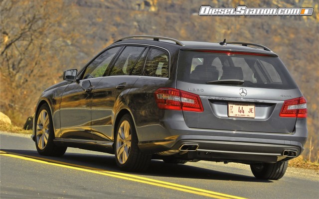 Mercedes E350 4MATIC Wagon 2011 Widescreen Picture #41 Mercedes E350 4MATIC Wagon 2011 Widescreen Picture #41