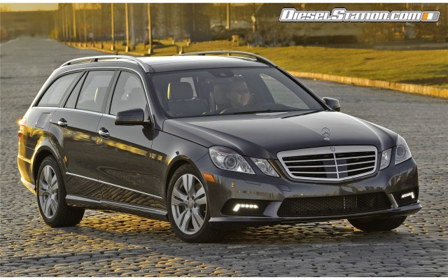 Mercedes E350 4MATIC Wagon 2011 Widescreen Picture #6 Mercedes E350 4MATIC Wagon 2011 Widescreen Picture #6