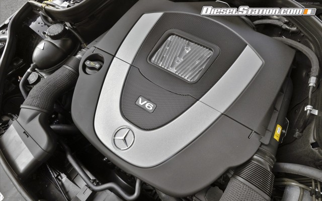 Mercedes E350 4MATIC Wagon 2011 Widescreen Picture #34 Mercedes E350 4MATIC Wagon 2011 Widescreen Picture #34