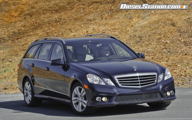 Mercedes E350 4MATIC Wagon 2011 Widescreen Picture #11 Mercedes E350 4MATIC Wagon 2011 Widescreen Picture #11