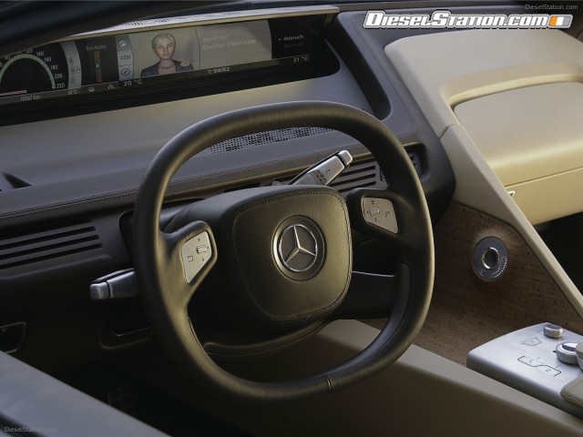 Mercedes F 700 Picture #4 Mercedes F 700 Picture #4