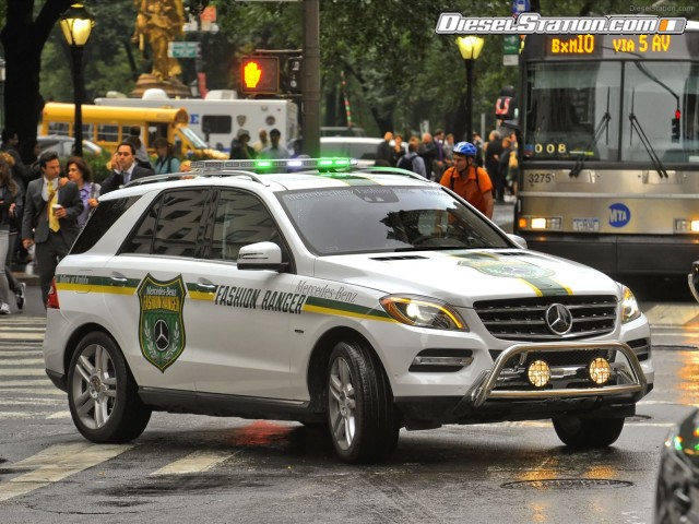 Mercedes Fashion Ranger 2011 Picture #5 Mercedes Fashion Ranger 2011 Picture #5