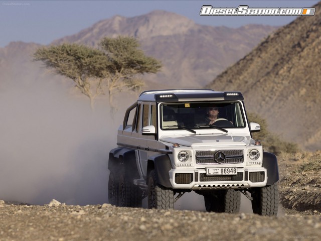 Mercedes G63 AMG 6x6 Concept 2013 Picture #31 Mercedes G63 AMG 6x6 Concept 2013 Picture #31