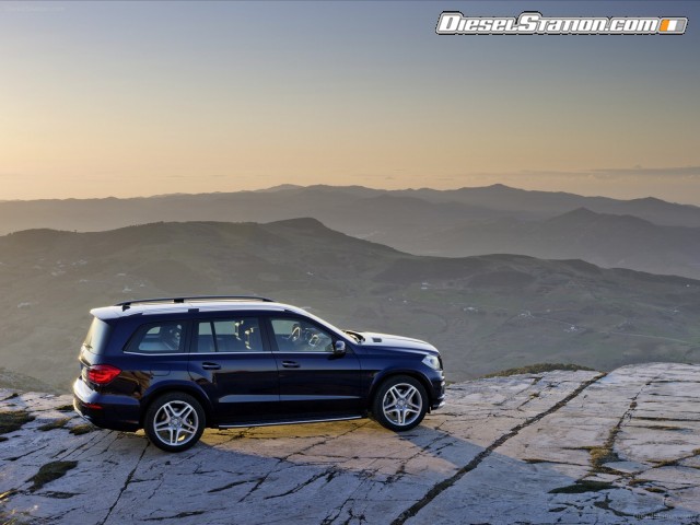 Mercedes GL Class 2013 Picture #41 Mercedes GL Class 2013 Picture #41