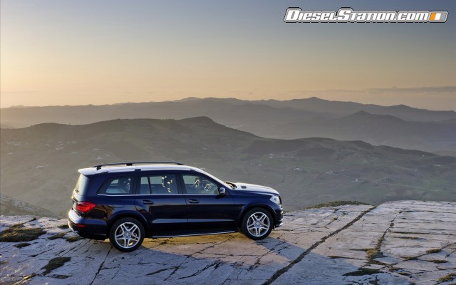 Mercedes GL Class 2013 Widescreen Picture #34 Mercedes GL Class 2013 Widescreen Picture #34