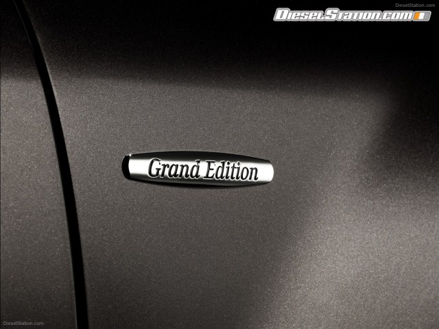 Mercedes GL Class Grand Edition 2011 Picture #15 Mercedes GL Class Grand Edition 2011 Picture #15