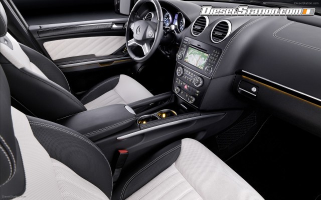 Mercedes GL Class Grand Edition 2011 Widescreen Picture #10 Mercedes GL Class Grand Edition 2011 Widescreen Picture #10