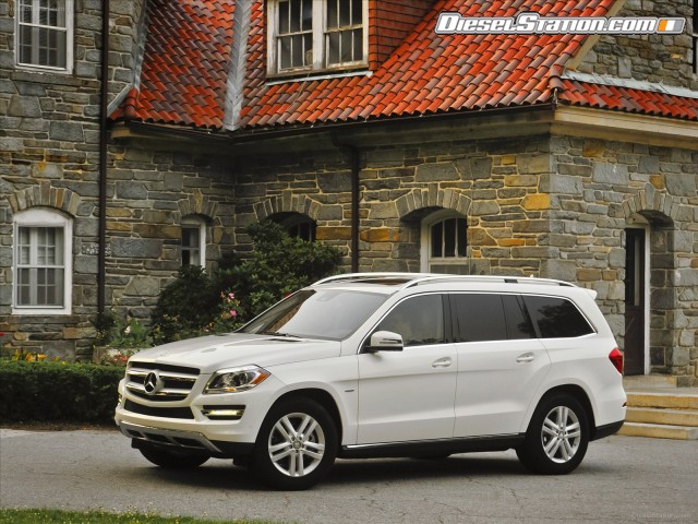Mercedes GL350 2013 Picture #35 Mercedes GL350 2013 Picture #35