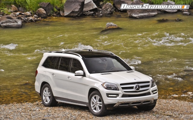 Mercedes GL350 2013 Widescreen Picture #4 Mercedes GL350 2013 Widescreen Picture #4