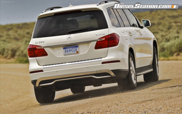 Mercedes GL350 2013 Widescreen Picture #11 Mercedes GL350 2013 Widescreen Picture #11