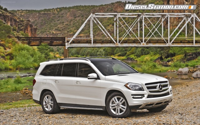 Mercedes GL350 2013 Widescreen Picture #31 Mercedes GL350 2013 Widescreen Picture #31