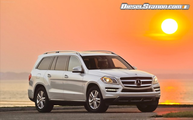 Mercedes GL350 2013 Widescreen Picture #12 Mercedes GL350 2013 Widescreen Picture #12