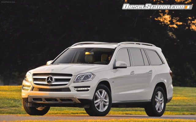 Mercedes GL350 2013 Widescreen Picture #34 Mercedes GL350 2013 Widescreen Picture #34
