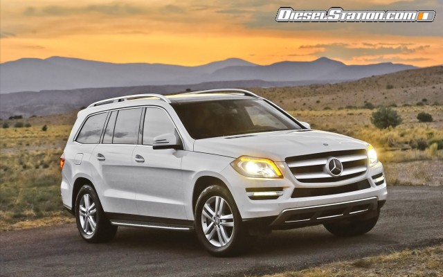 Mercedes GL350 2013 Widescreen Picture #7 Mercedes GL350 2013 Widescreen Picture #7