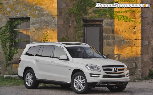 Mercedes GL350 2013 Widescreen Picture #62 Mercedes GL350 2013 Widescreen Picture #62
