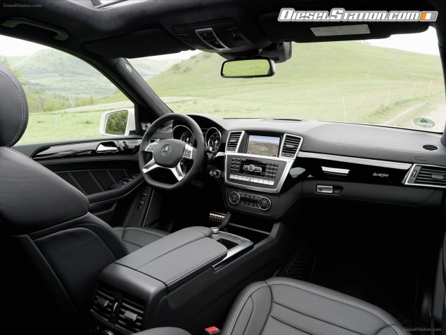 Mercedes GL63 AMG 2013 Picture #40 Mercedes GL63 AMG 2013 Picture #40